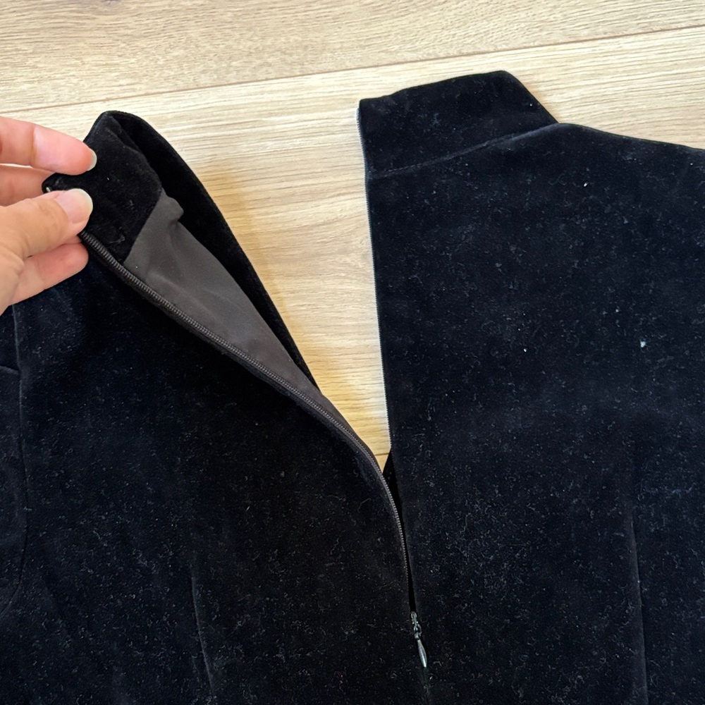 R&K Black Velvet Mini Dress - Picture 7 of 7